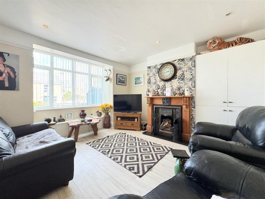 Henver Road, Newquay - View 2