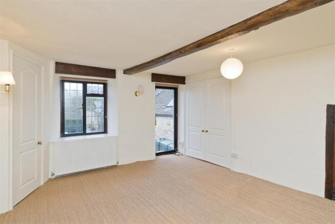 55 High Street - The Garden Cottage - Bedroom 2 2.