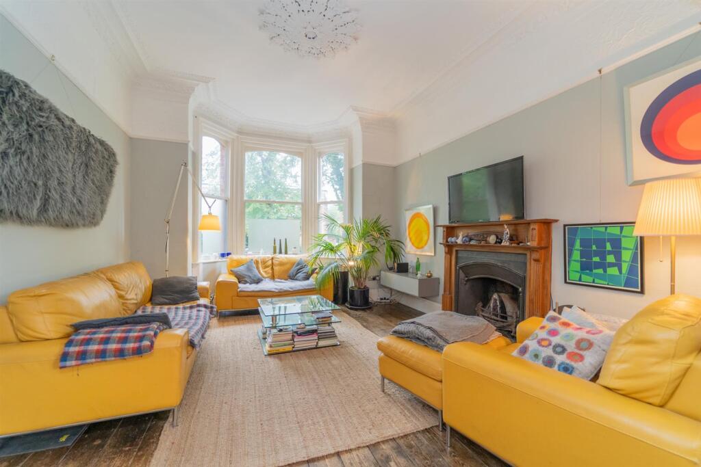 Wellington Road, Whalley Range photo 4