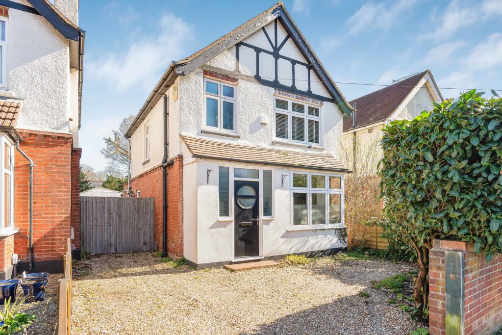 Main image of property: Farnborough Road, Farnborough, Hampshire, GU14