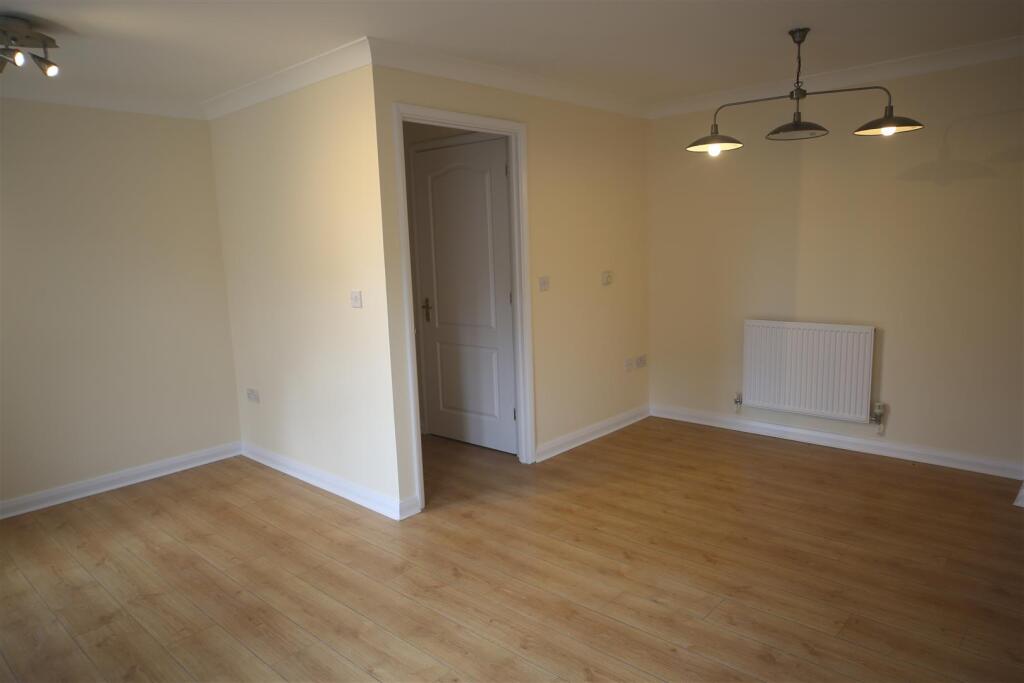 House in Slough, Langley - View 3