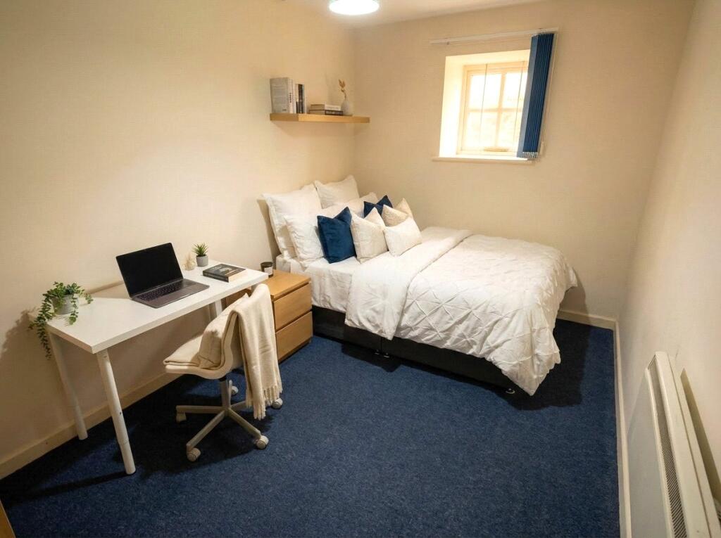 Apartment in Bristol - View 2