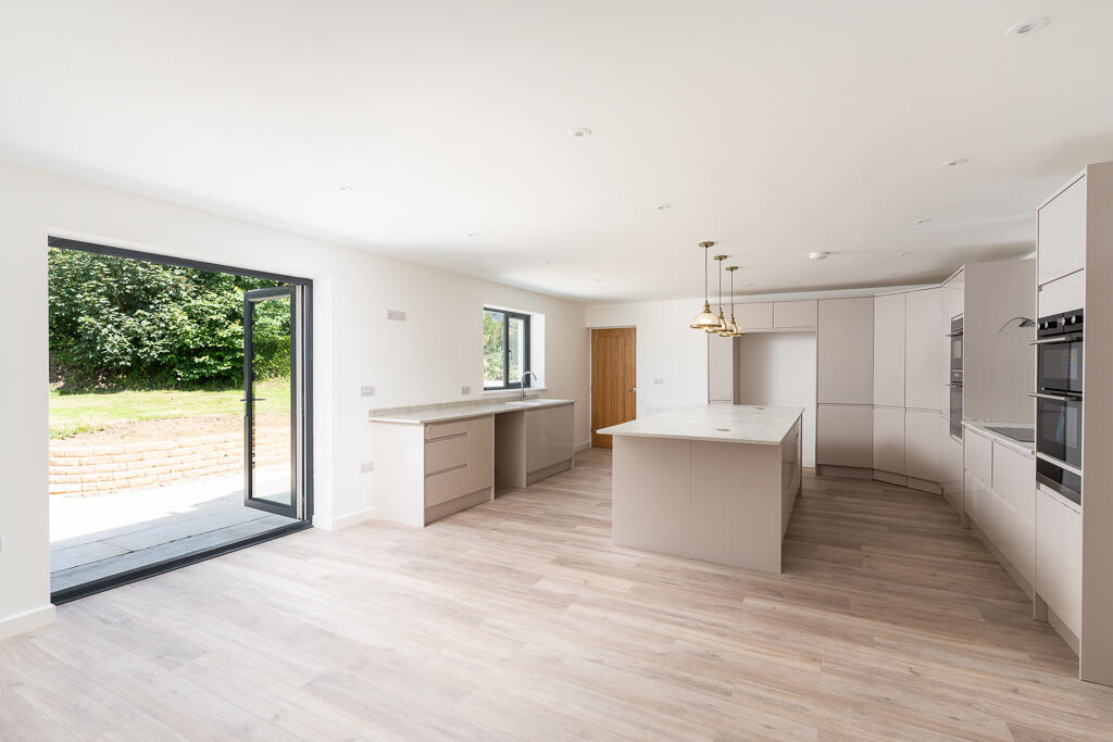 Carne Meadow - Perran Downs - Stunning 5 Bed New Build  photo 2
