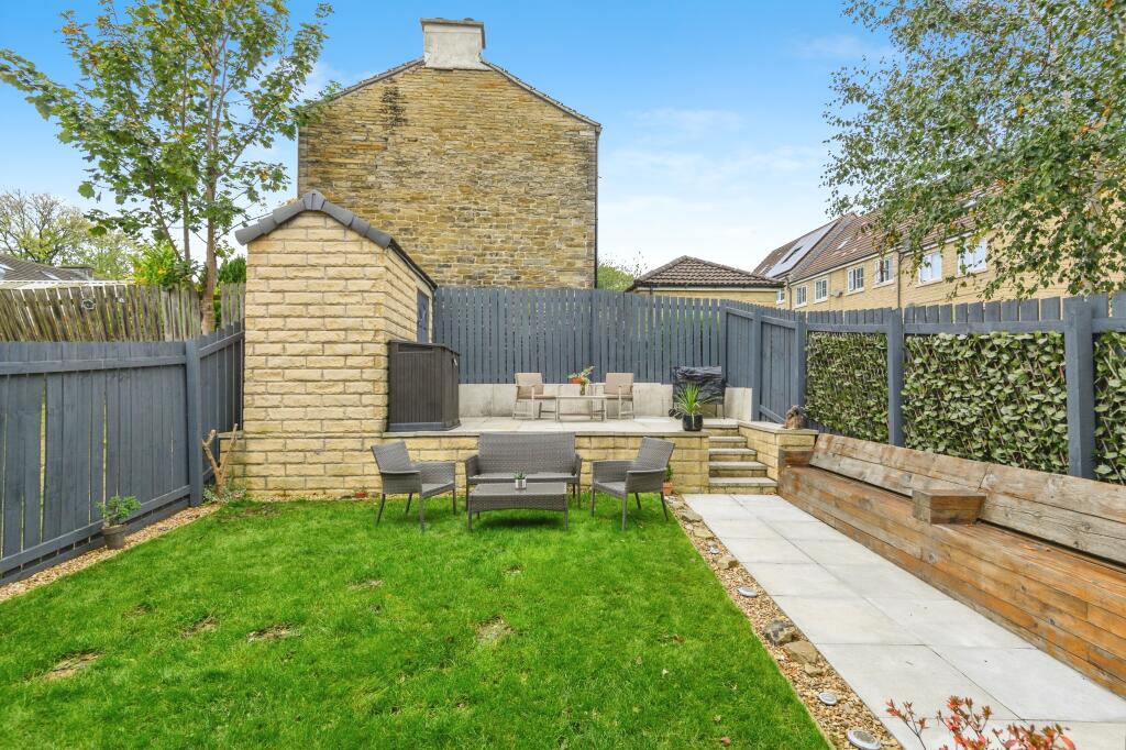 Hops Drive, Huddersfield, HD1 photo 4