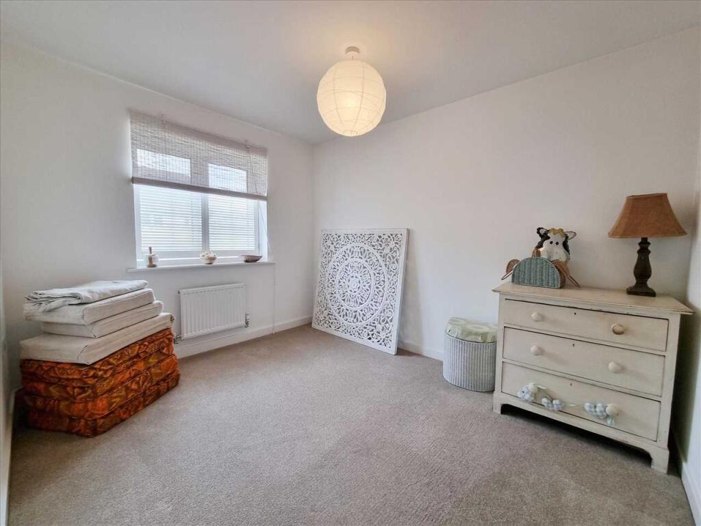House in North Kesteven, Sleaford - More