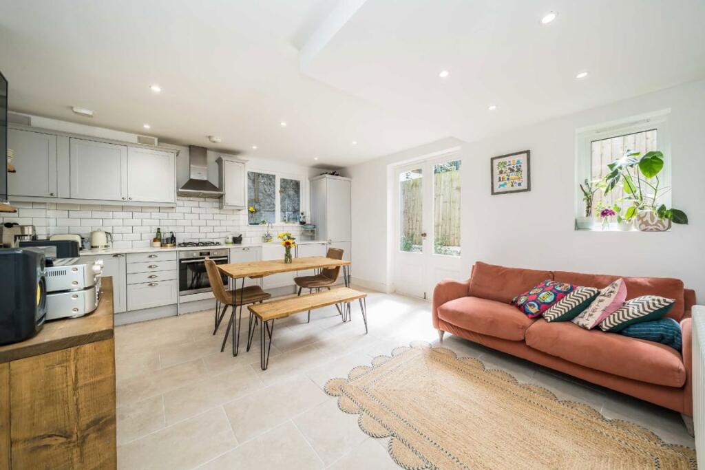 Main image of property: Brayburne Avenue, Clapham