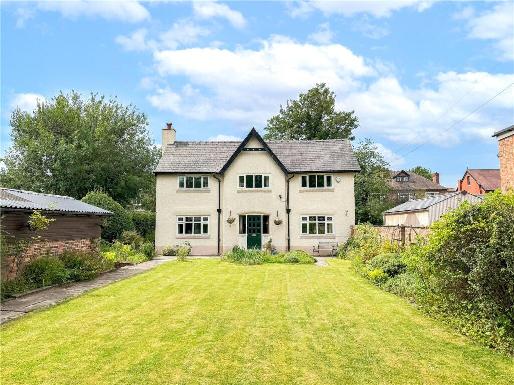 4-bed detached on Circular Road, West Didsbury, M20, £1,100,000