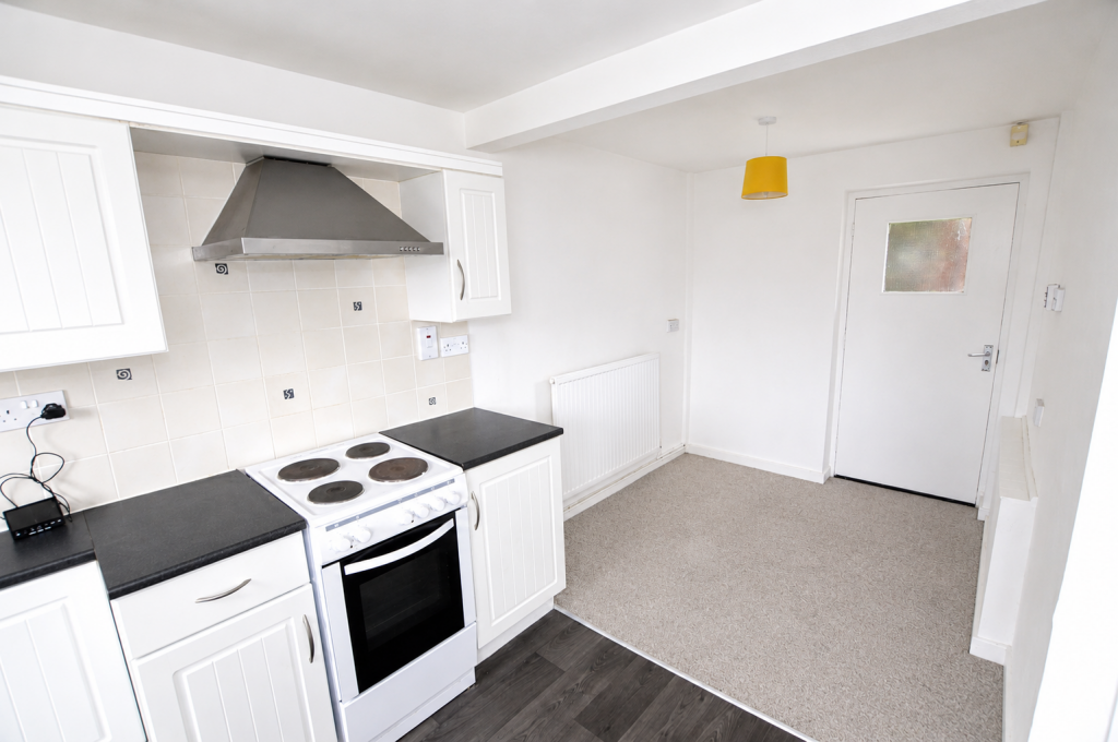 Pennine Lane, Golborne, Warrington, WA3 3EP photo 4