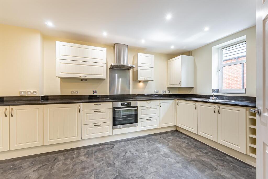 Apartment in Birmingham - View 2