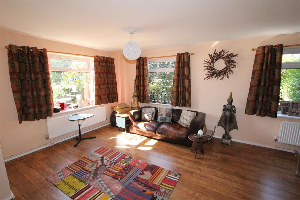 House in Stevenage - View 4