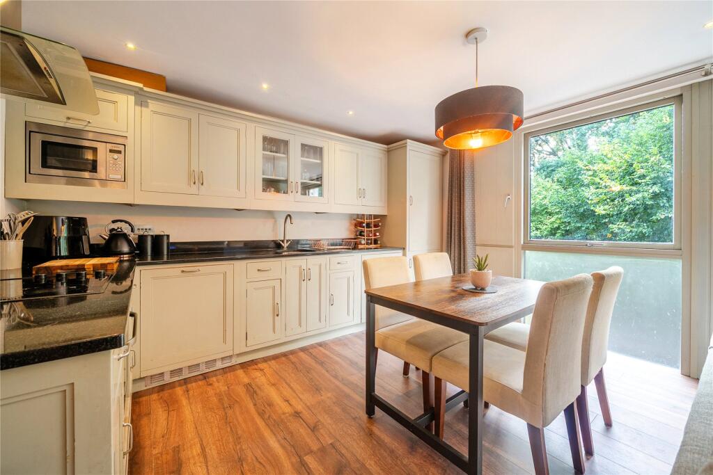 Acers, 2 Elmstead Lane, Chislehurst photo 4