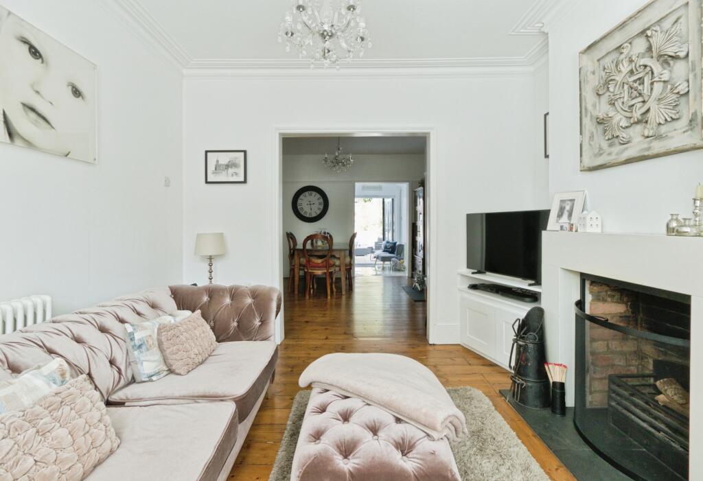 House in London, Royal Borough of Greenwich - View 5