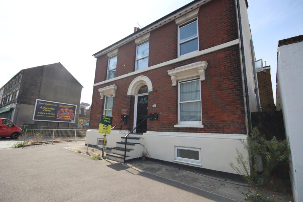Main image of property: Station Street, Sittingbourne, ME10