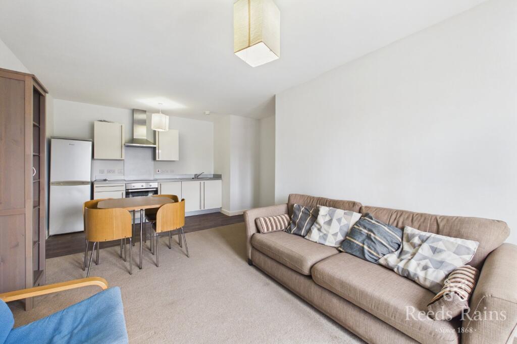 Apartment in Manchester - More