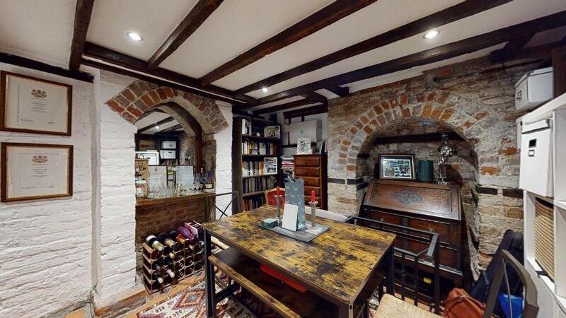 House in Canterbury - View 5