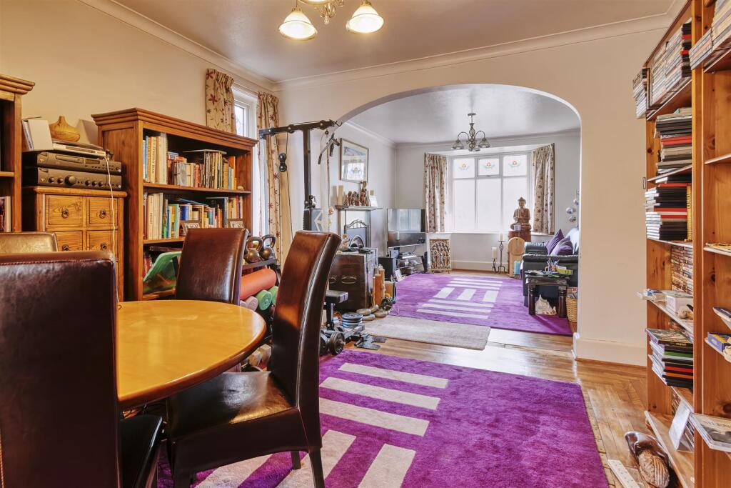 House in Higham Ferrers, North Northamptonshire - View 4