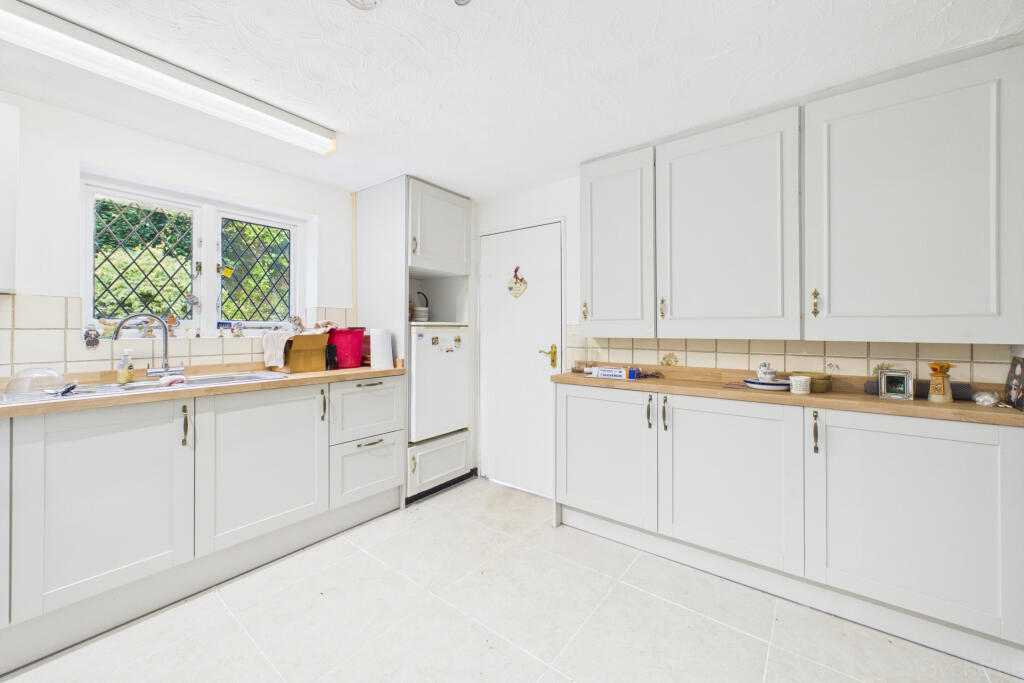 House in Babergh, Alpheton - More