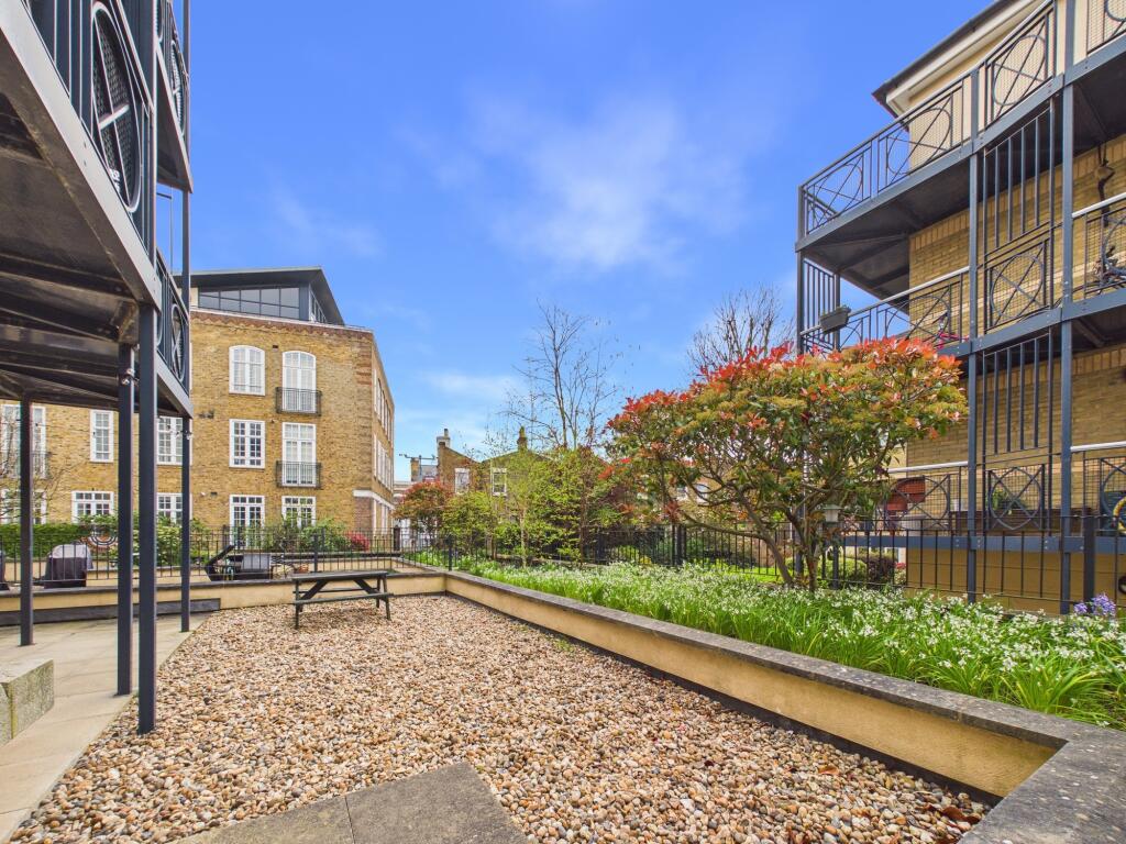 Property photo 8
