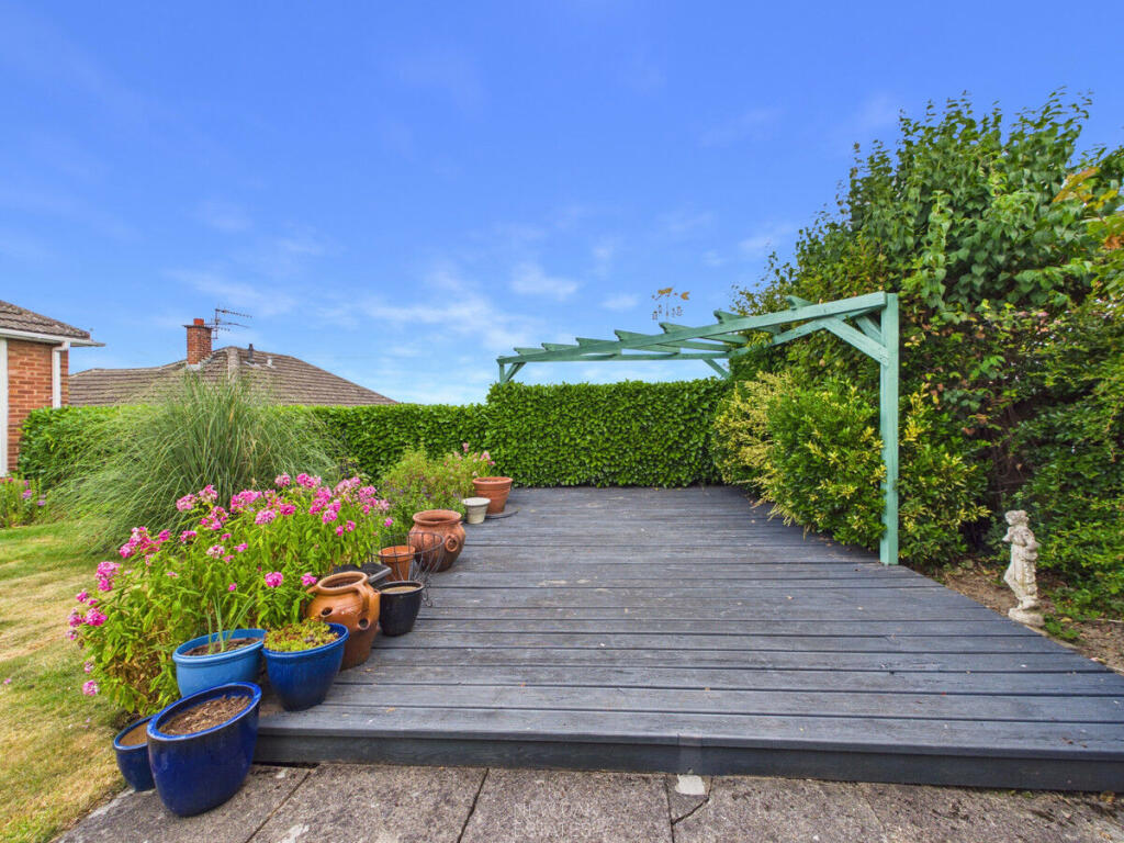Florence Road, Wingerworth, S42 photo 4