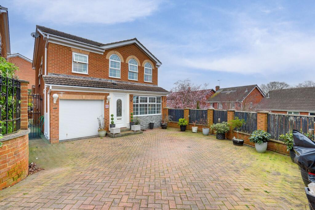 Main image of property: Larch Close, Arnold, NG5