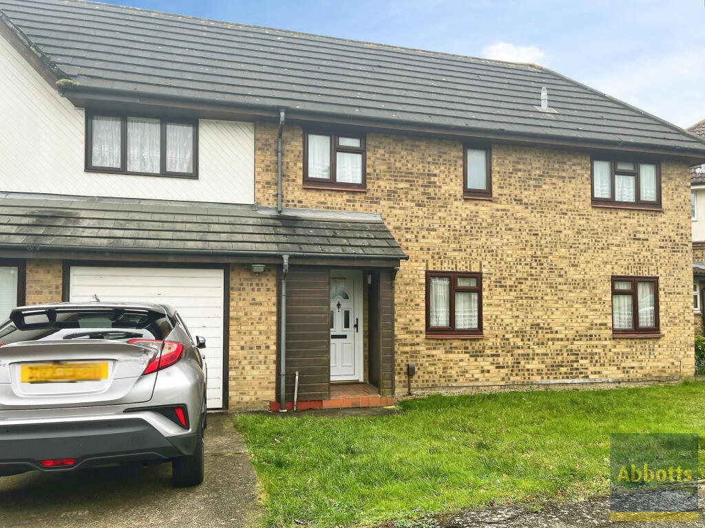 Main image of property: Charleston Avenue, Basildon
