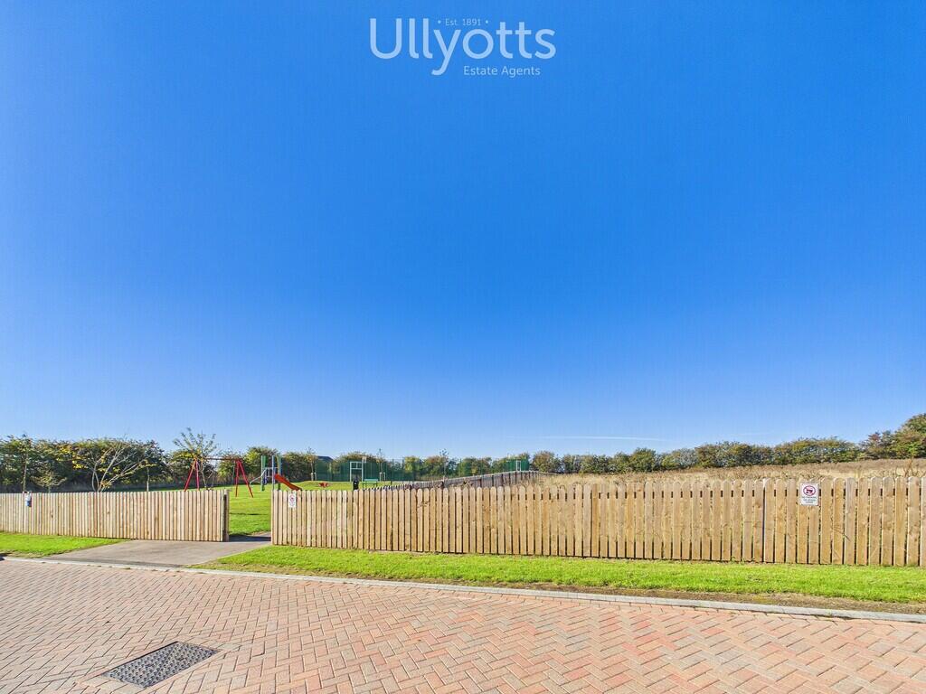 House in York - View 2