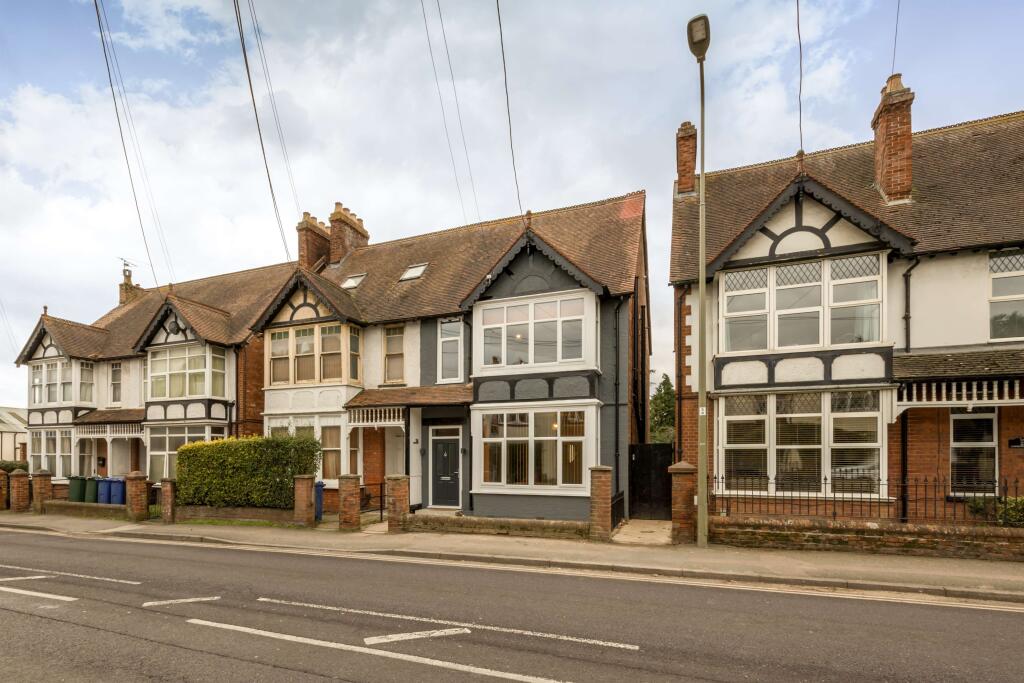 House in Oxford - More