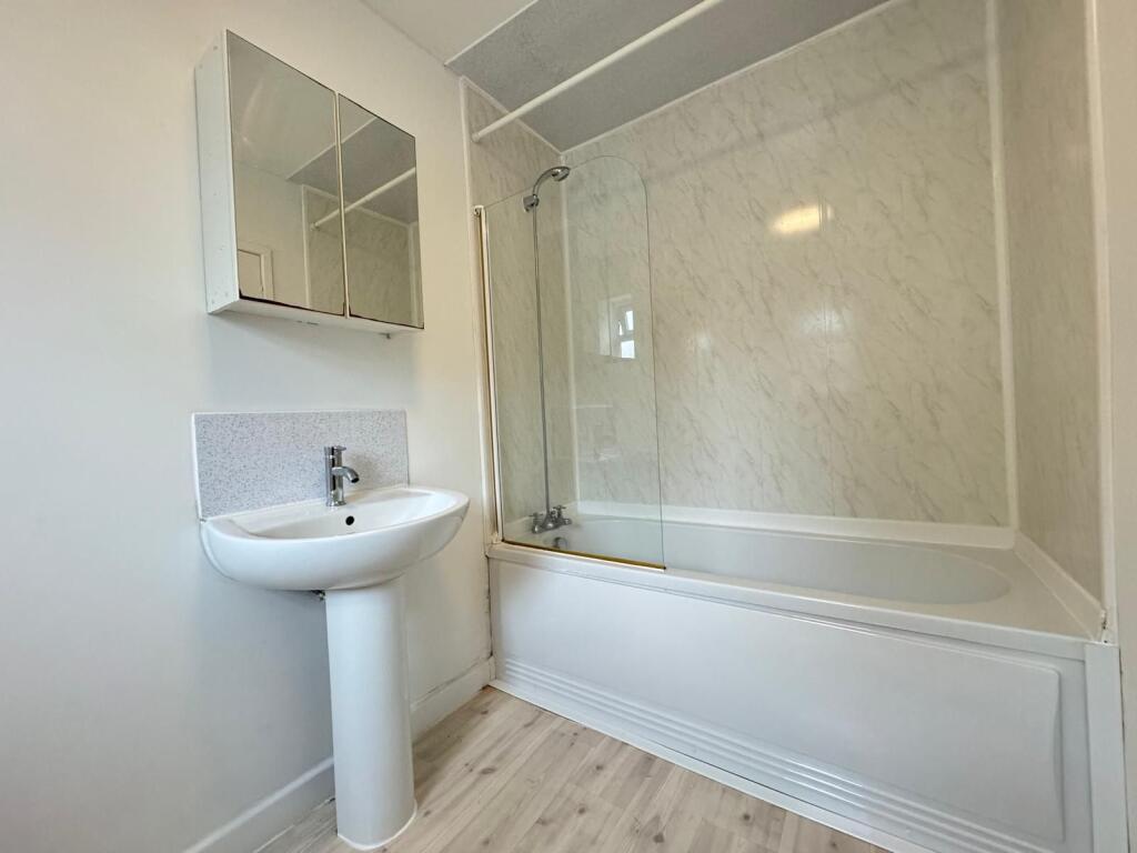 Apartment in Bournemouth - View 4