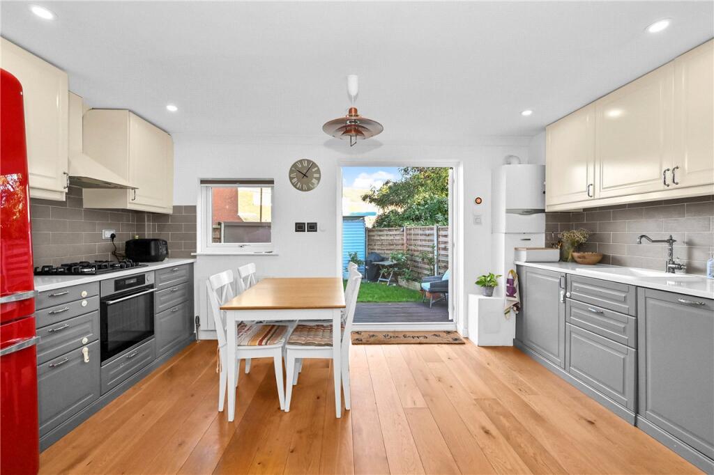 House in London - View 4