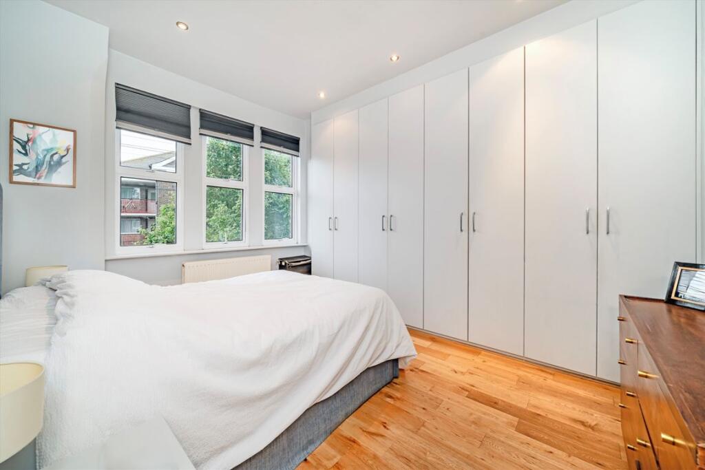 Apartment in London, Kensal Town, Queen's Park - More