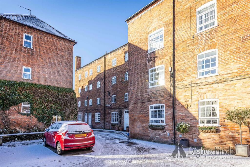 Main image of property: Maythorne, Southwell