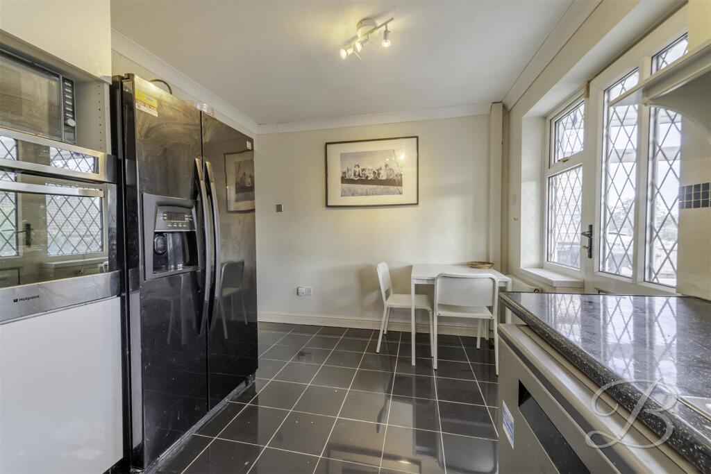 House in Bolsover, Elmton-with-Creswell - More