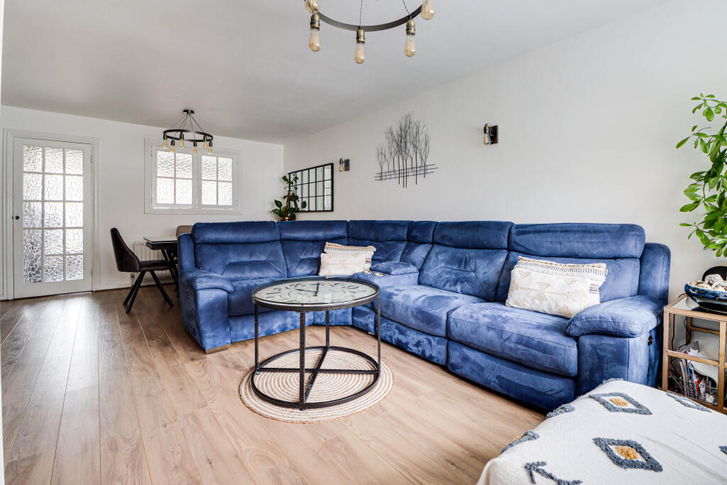 House in Dacorum, Markyate - View 3