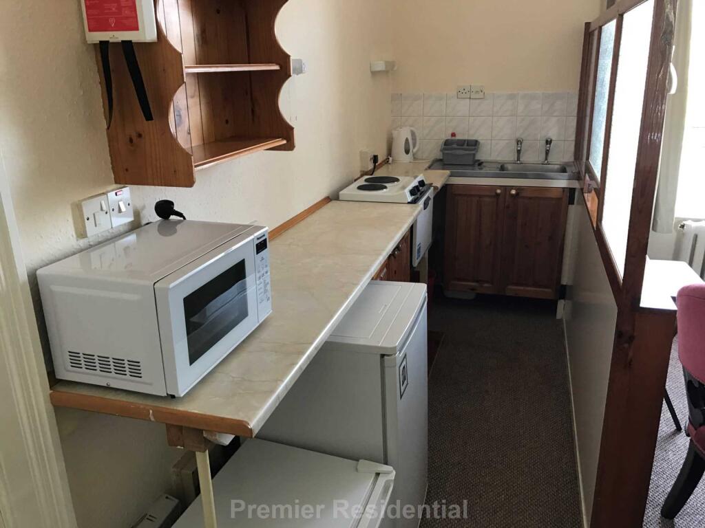Apartment in Manchester - View 5