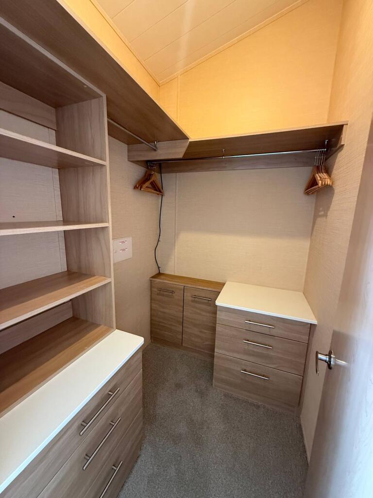 House in Portsmouth - View 5