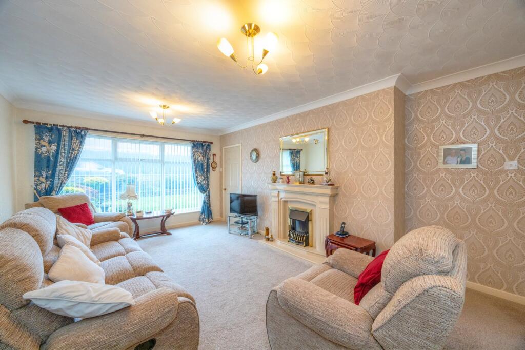 Moorland Crescent, Staincross, Barnsley, S75 photo 2
