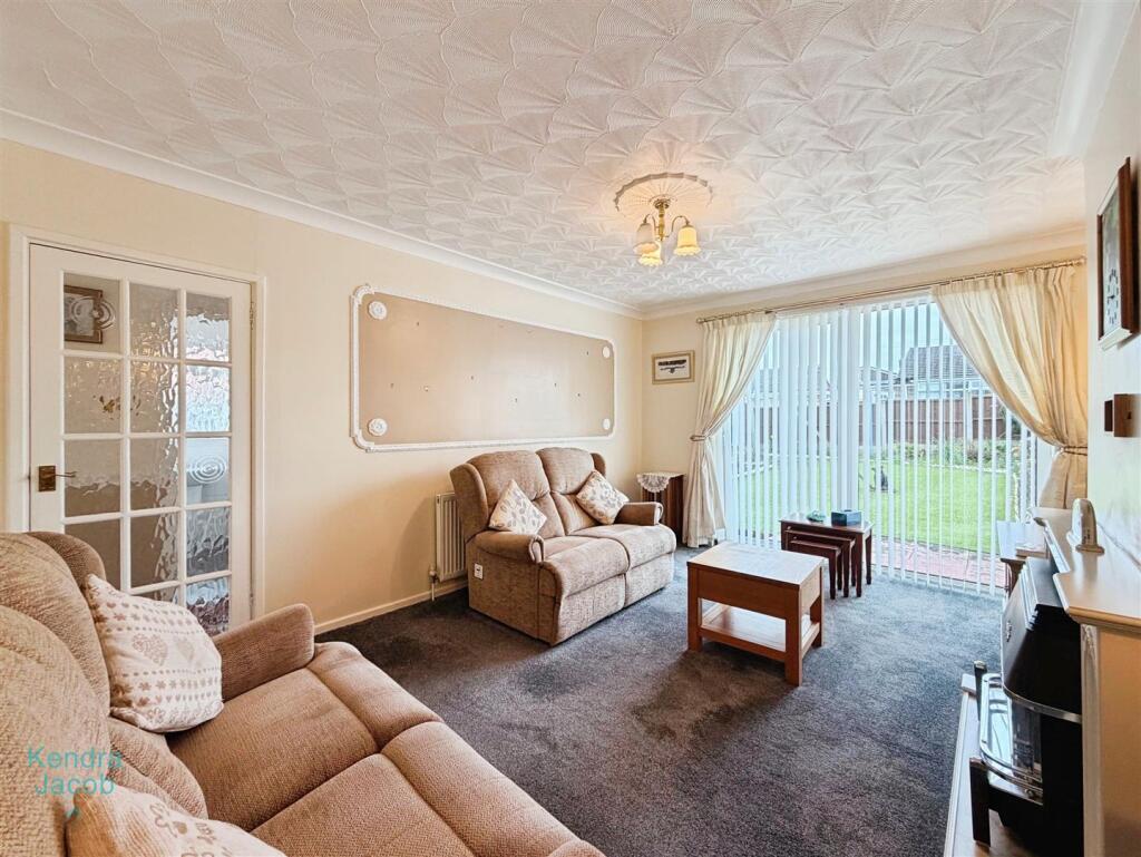 Windsor Road, Carlton-In-Lindrick, Worksop photo 3