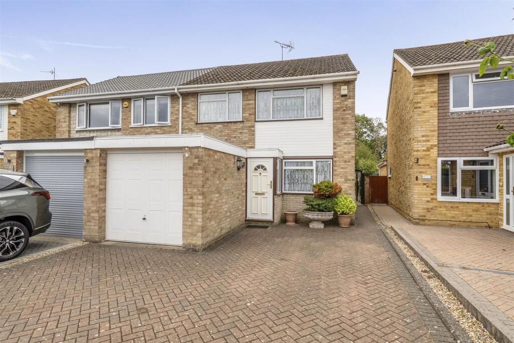 Main image of property: Aylesham Way, Yateley