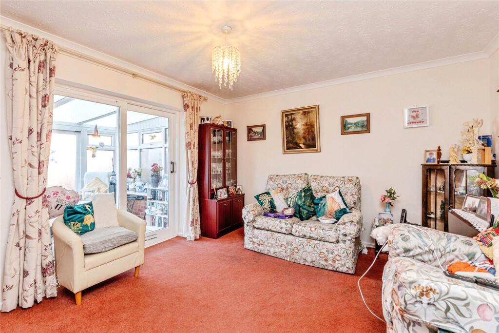 Lansdown Gardens, Worle photo 3
