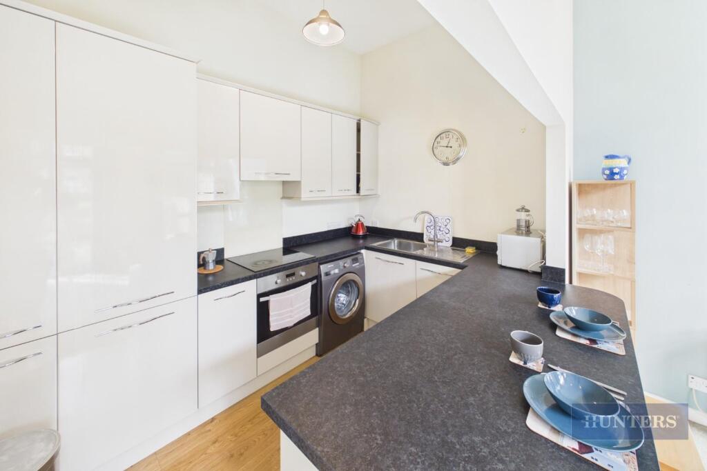 Apartment in Southampton - View 4