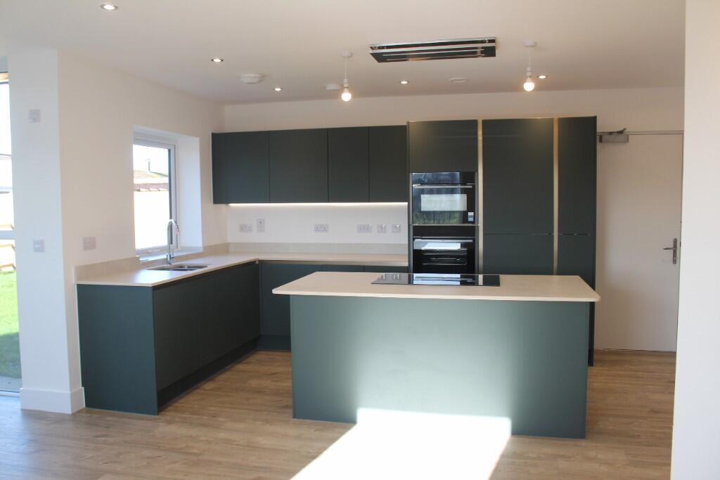 Main image of property: Off High Street,
Worton, 
Devizes, 
Wiltshire, 
SN10 5RZ