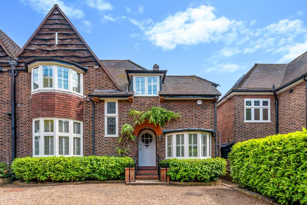 5-bed semi-detached on East Dulwich Grove, Dulwich, SE21, £2,850,000