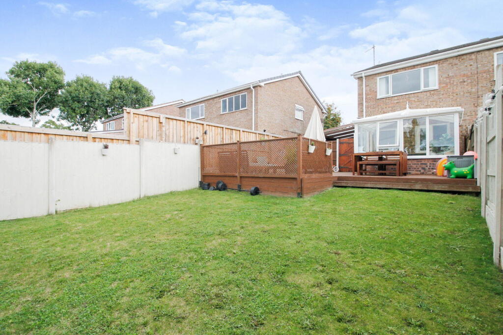 2 Llwyn Onn, St Asaph, Denbighsire, LL17 0SQ photo 2