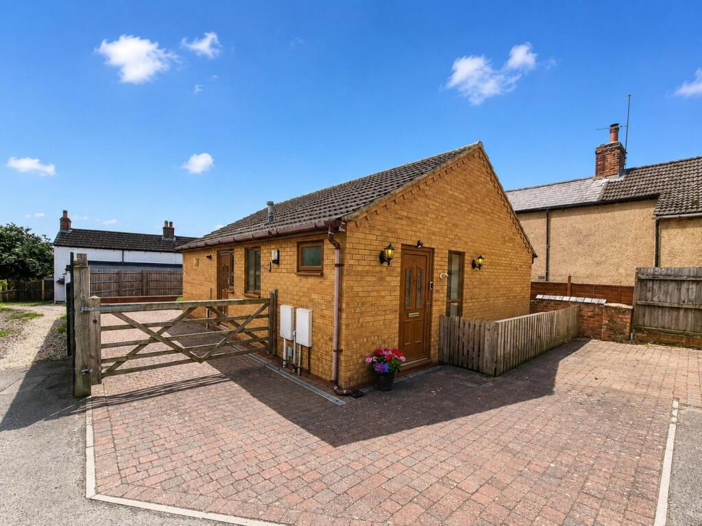 Main image of property: High Street, Earls Barton, Northamptonshire NN6
