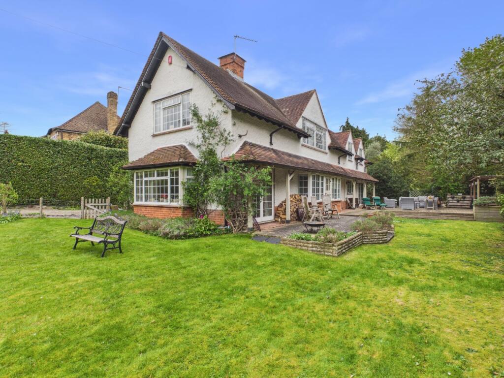 Main image of property: Blackpond Lane, Farnham Royal, Buckinghamshire, SL2