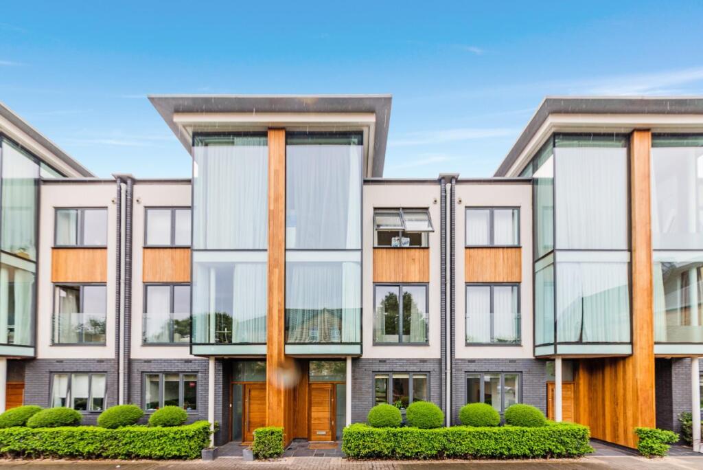 Main image of property: Page Mews, Battersea, SW11