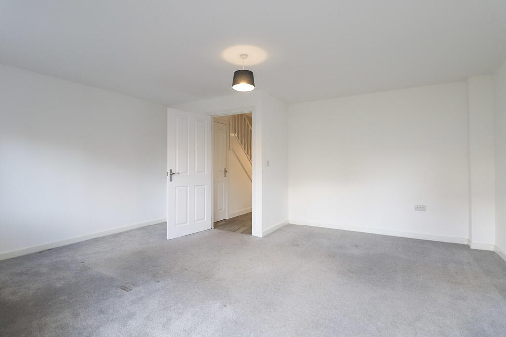 House in Salisbury - View 3