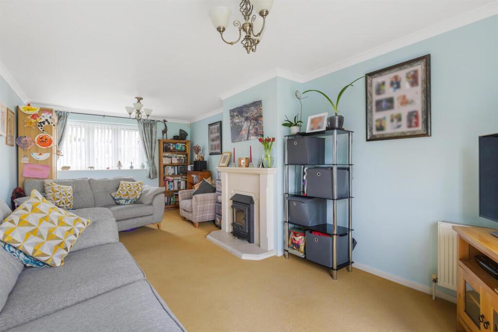 House in Dorchester, Stratton - More