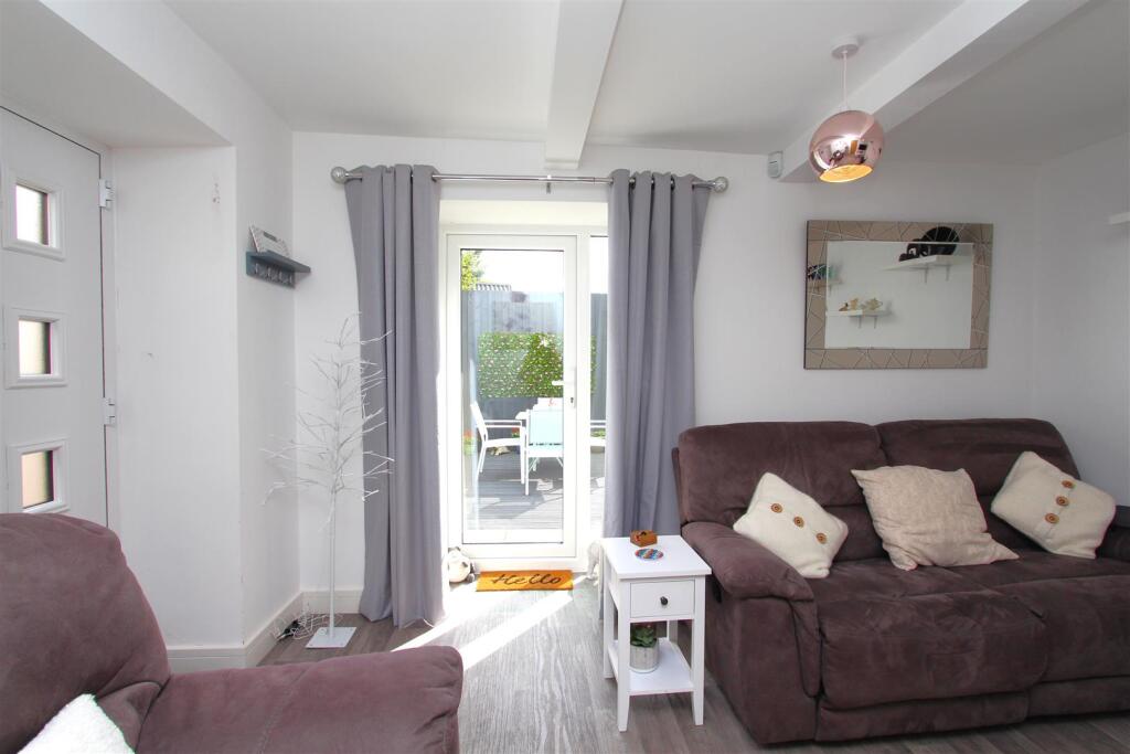 42b Bath Road, Keynsham, Bristol photo 5