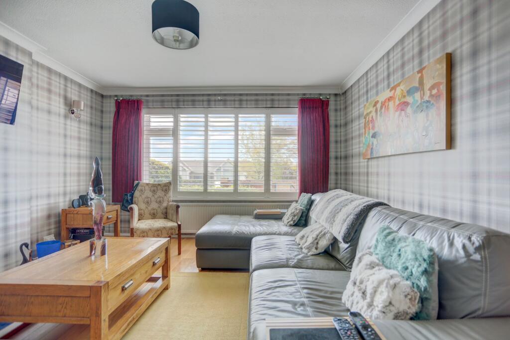 House in Brighton - More